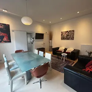 Chic Arty & Cosy 300m From Beach Appartement Ostende